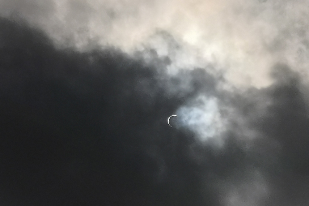 2019.12.26  Total solar eclipse shot with my Huawei COL-AL 10.